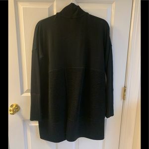 Lululemon cardigan sweater worn 2x Size 4